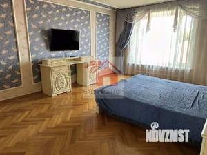 3-к квартира, вторичка, 120м2, 2/6 этаж