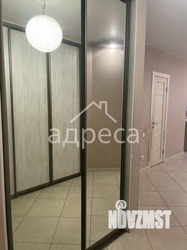 Студия квартира, вторичка, 57м2, 10/17 этаж