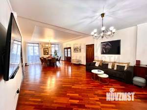 4-к квартира, вторичка, 150м2, 7/11 этаж
