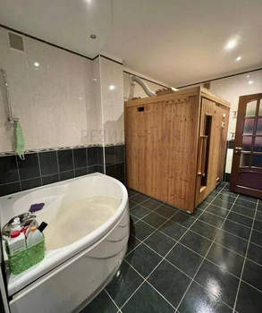 4-к квартира, вторичка, 149м2, 8/10 этаж