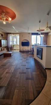 2-к квартира, вторичка, 78м2, 1/10 этаж