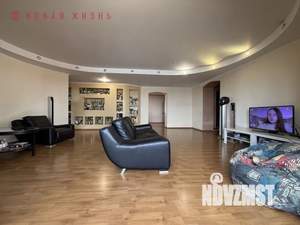 3-к квартира, вторичка, 117м2, 15/16 этаж