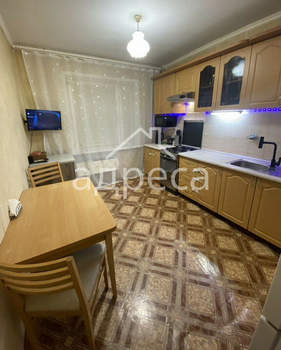 3-к квартира, вторичка, 63м2, 1/9 этаж