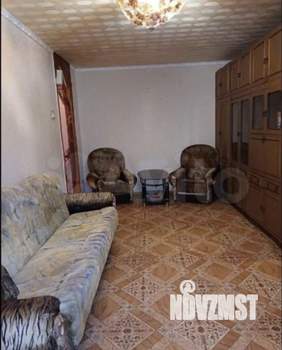 2-к квартира, вторичка, 58м2, 1/10 этаж