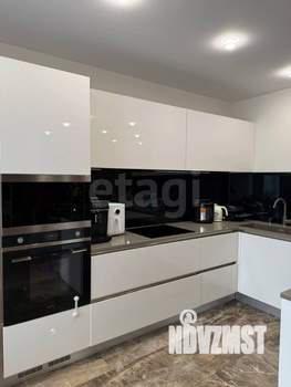3-к квартира, вторичка, 106м2, 9/11 этаж