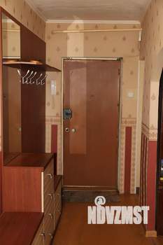 3-к квартира, вторичка, 63м2, 1/9 этаж
