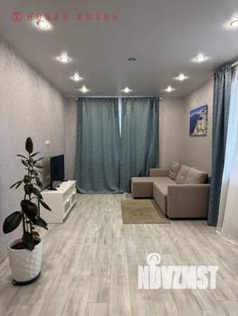 3-к квартира, вторичка, 100м2, 8/22 этаж