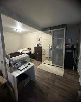 2-к квартира, вторичка, 49м2, 1/4 этаж