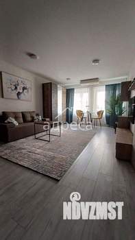 1-к квартира, вторичка, 67м2, 1/4 этаж