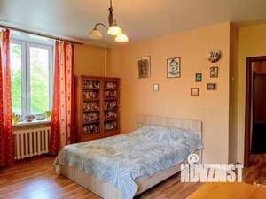 3-к квартира, вторичка, 71м2, 2/4 этаж
