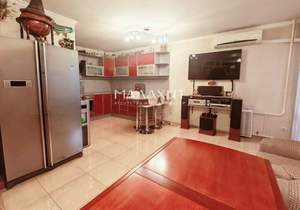 2-к квартира, вторичка, 76м2, 3/11 этаж