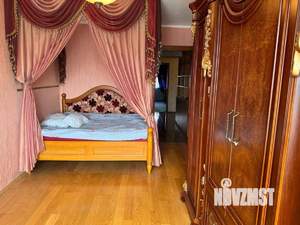 3-к квартира, вторичка, 100м2, 7/10 этаж