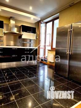4-к квартира, вторичка, 186м2, 2/7 этаж