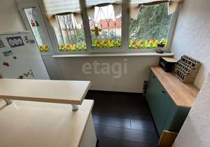 3-к квартира, вторичка, 74м2, 1/10 этаж