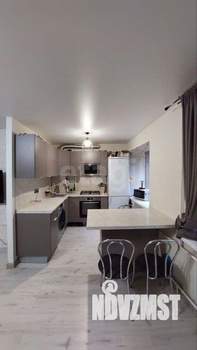 2-к квартира, вторичка, 42м2, 1/4 этаж