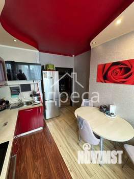 3-к квартира, вторичка, 71м2, 19/23 этаж