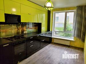 3-к квартира, вторичка, 74м2, 1/3 этаж