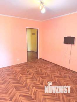 2-к квартира, вторичка, 64м2, 7/17 этаж