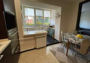 3-к квартира, вторичка, 74м2, 1/10 этаж