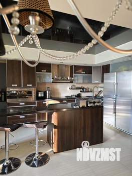 2-к квартира, вторичка, 128м2, 12/13 этаж