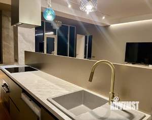 4-к квартира, вторичка, 150м2, 2/3 этаж