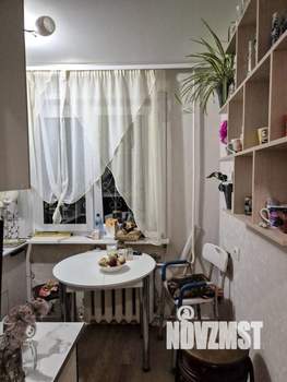 3-к квартира, вторичка, 56м2, 1/5 этаж