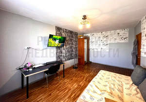 3-к квартира, вторичка, 77м2, 8/10 этаж