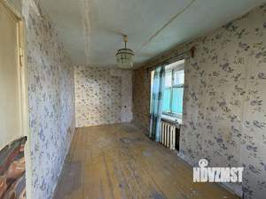 2-к квартира, вторичка, 42м2, 1/5 этаж
