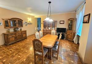 5-к квартира, вторичка, 215м2, 2/5 этаж