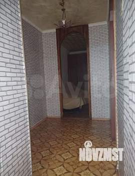 2-к квартира, вторичка, 58м2, 1/10 этаж