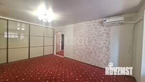 2-к квартира, вторичка, 63м2, 5/10 этаж