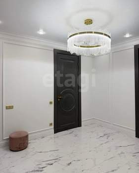 3-к квартира, вторичка, 130м2, 12/19 этаж