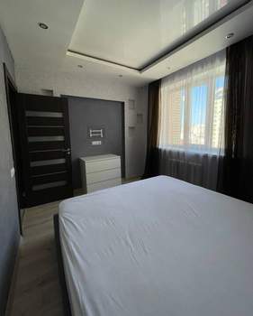 2-к квартира, вторичка, 68м2, 13/19 этаж