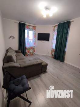 2-к квартира, вторичка, 63м2, 12/17 этаж