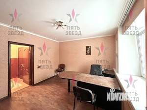 2-к квартира, вторичка, 52м2, 1/6 этаж