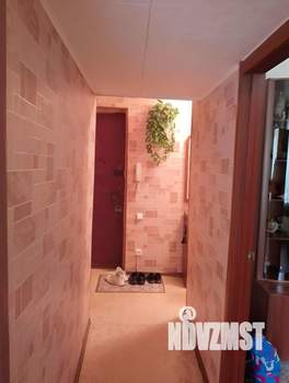 2-к квартира, вторичка, 42м2, 1/4 этаж