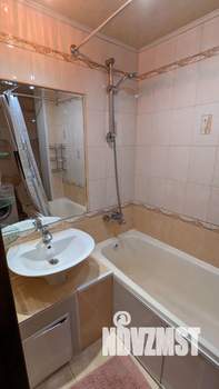 2-к квартира, вторичка, 42м2, 8/9 этаж