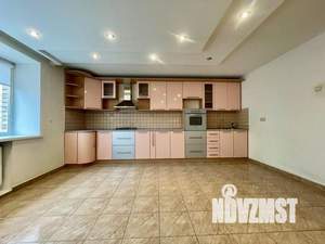 3-к квартира, вторичка, 125м2, 7/16 этаж