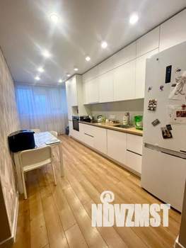 2-к квартира, вторичка, 57м2, 3/25 этаж