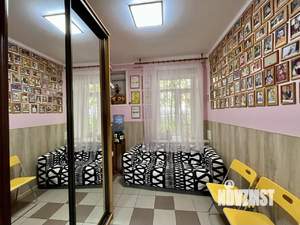 3-к квартира, вторичка, 65м2, 1/4 этаж