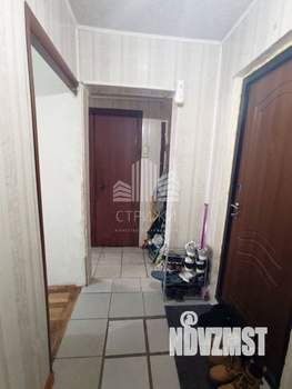 2-к квартира, вторичка, 42м2, 1/9 этаж