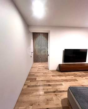 2-к квартира, вторичка, 65м2, 15/18 этаж