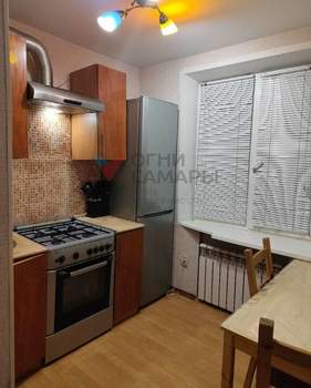 2-к квартира, вторичка, 43м2, 1/5 этаж