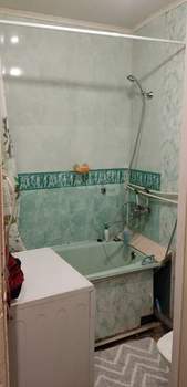 3-к квартира, вторичка, 42м2, 4/4 этаж