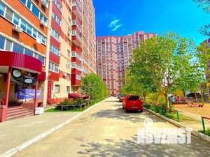 2-к квартира, вторичка, 64м2, 7/17 этаж