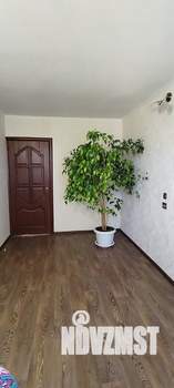 3-к квартира, вторичка, 63м2, 5/5 этаж