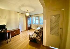 2-к квартира, вторичка, 44м2, 3/5 этаж