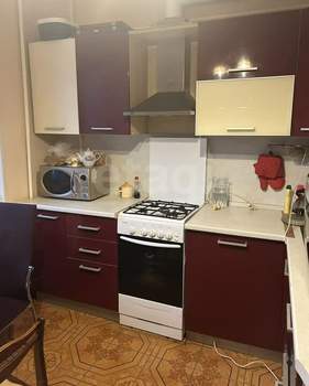 3-к квартира, вторичка, 69м2, 1/5 этаж