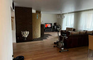 4-к квартира, вторичка, 153м2, 8/8 этаж