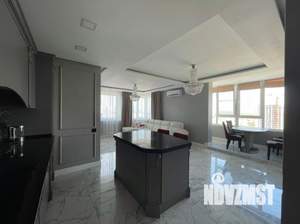 4-к квартира, вторичка, 108м2, 16/22 этаж